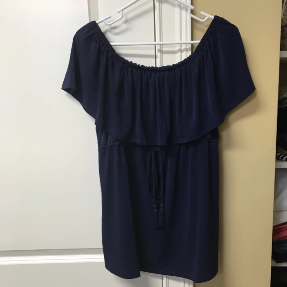 EUC Motherhood Maternity navy top